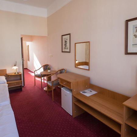 Hotel U Cerneho Orla Telč Εξωτερικό φωτογραφία