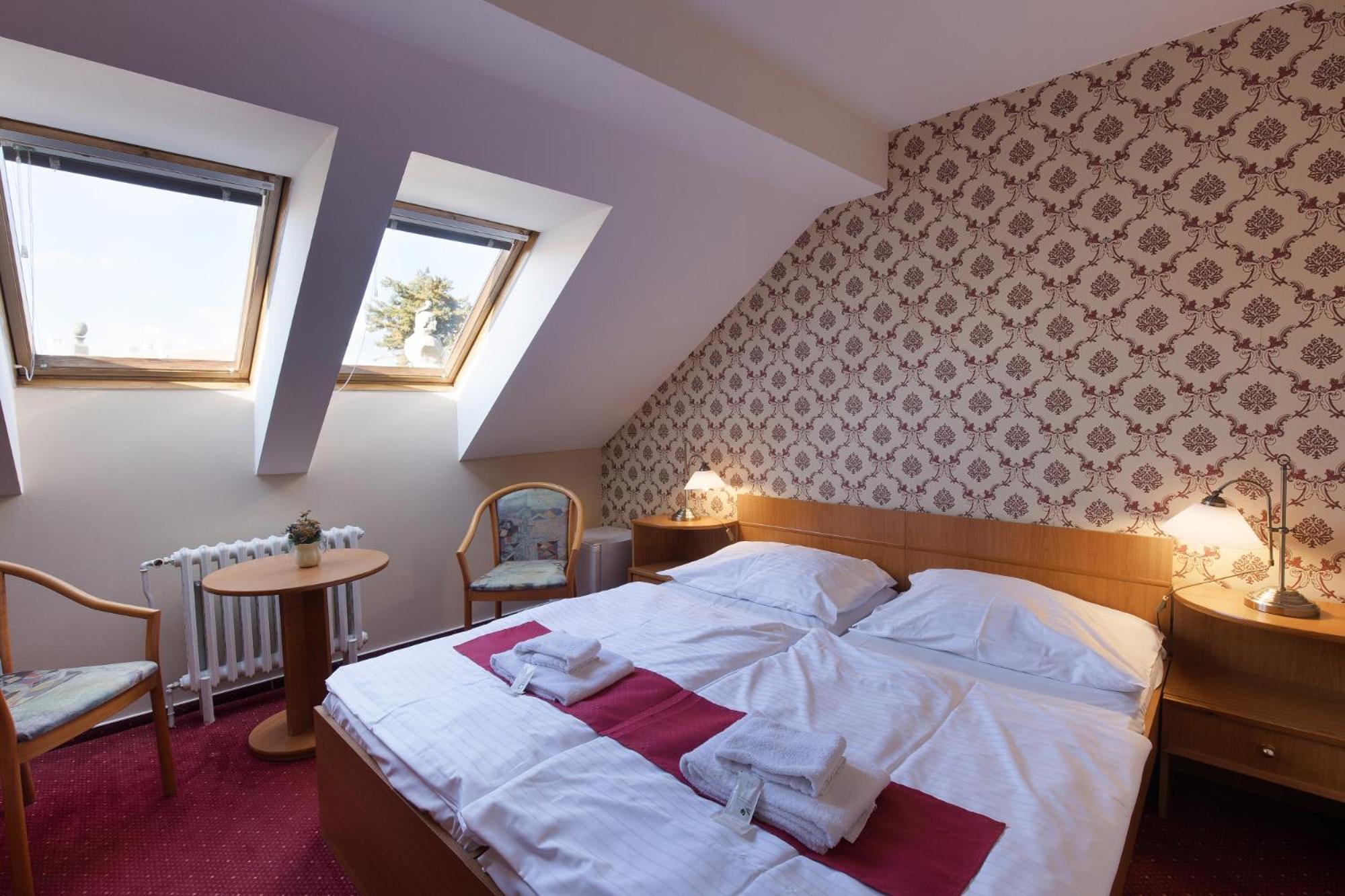 Hotel U Cerneho Orla Telč Εξωτερικό φωτογραφία