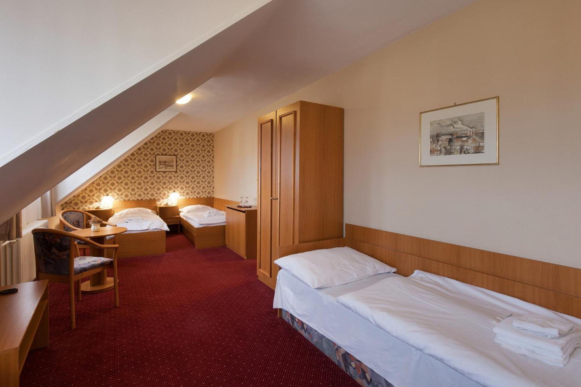 Hotel U Cerneho Orla Telč Εξωτερικό φωτογραφία